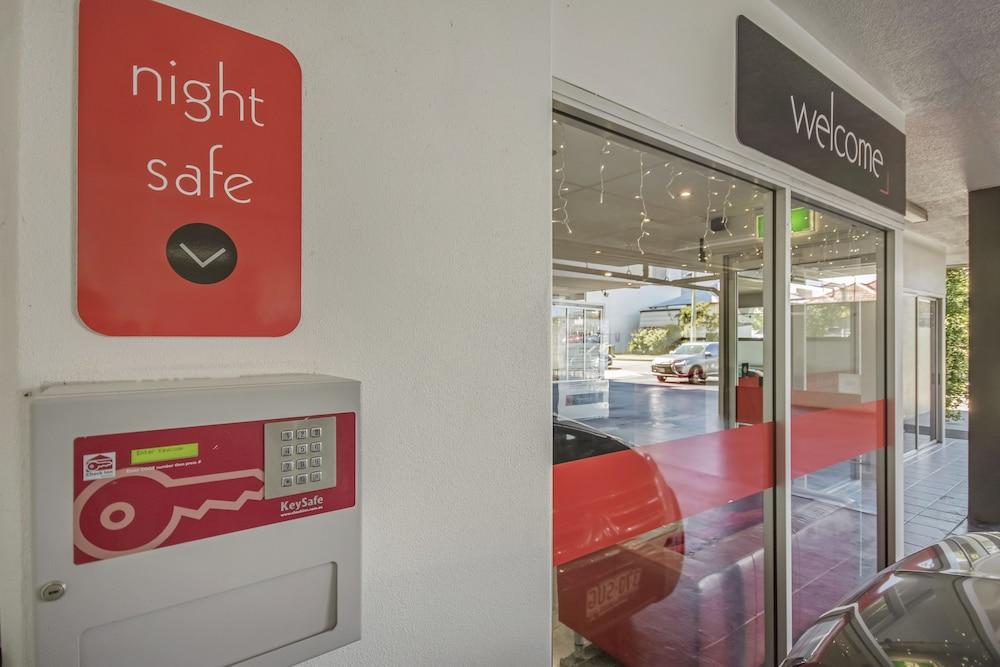The Chermside Apartments Brisbane Extérieur photo